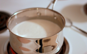 Cách làm dừa dầm kem tươi ngon